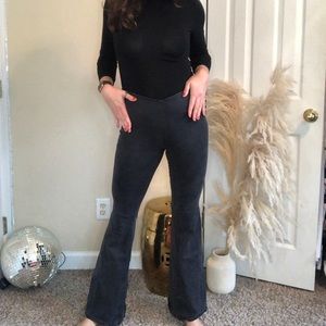 FREE PEOPLE BLACK PENNY PULL-ON FLARE JEANS